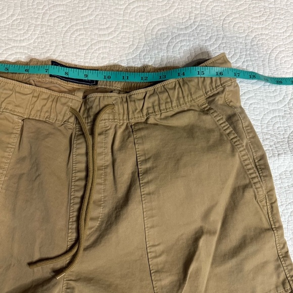 Abercrombie & Fitch Tan Cargo Shorts Lightweight Comfort - Picture 9 of 9